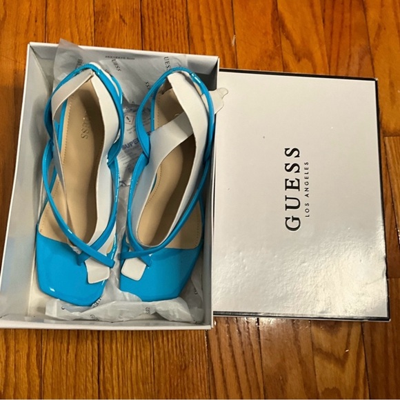 ꜱᴀɴᴅᴀʟꜱ ʜᴇᴇʟꜱ ,  ʙʀᴀɴᴅ :  ɢᴜᴇꜱꜱ  , ꜱɪᴢᴇ : 7.5 , ᴄᴏʟᴏʀ : ʙᴇʀᴍᴜᴅᴀ ʙʟᴜᴇ - Picture 4 of 7